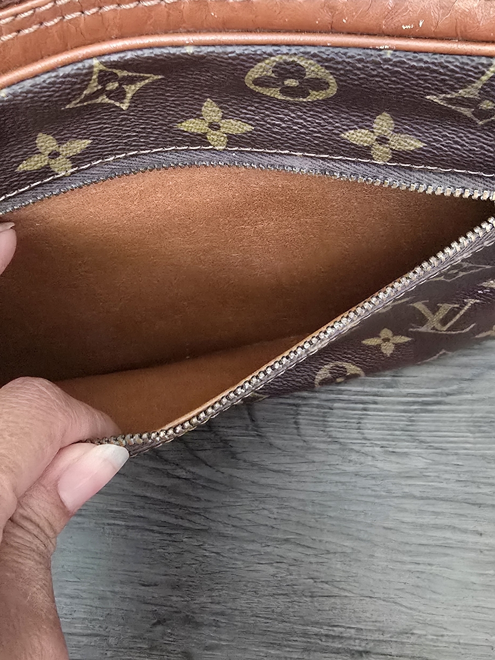 Vintage Louis Vuitton Wristlet - Picture 8 of 16